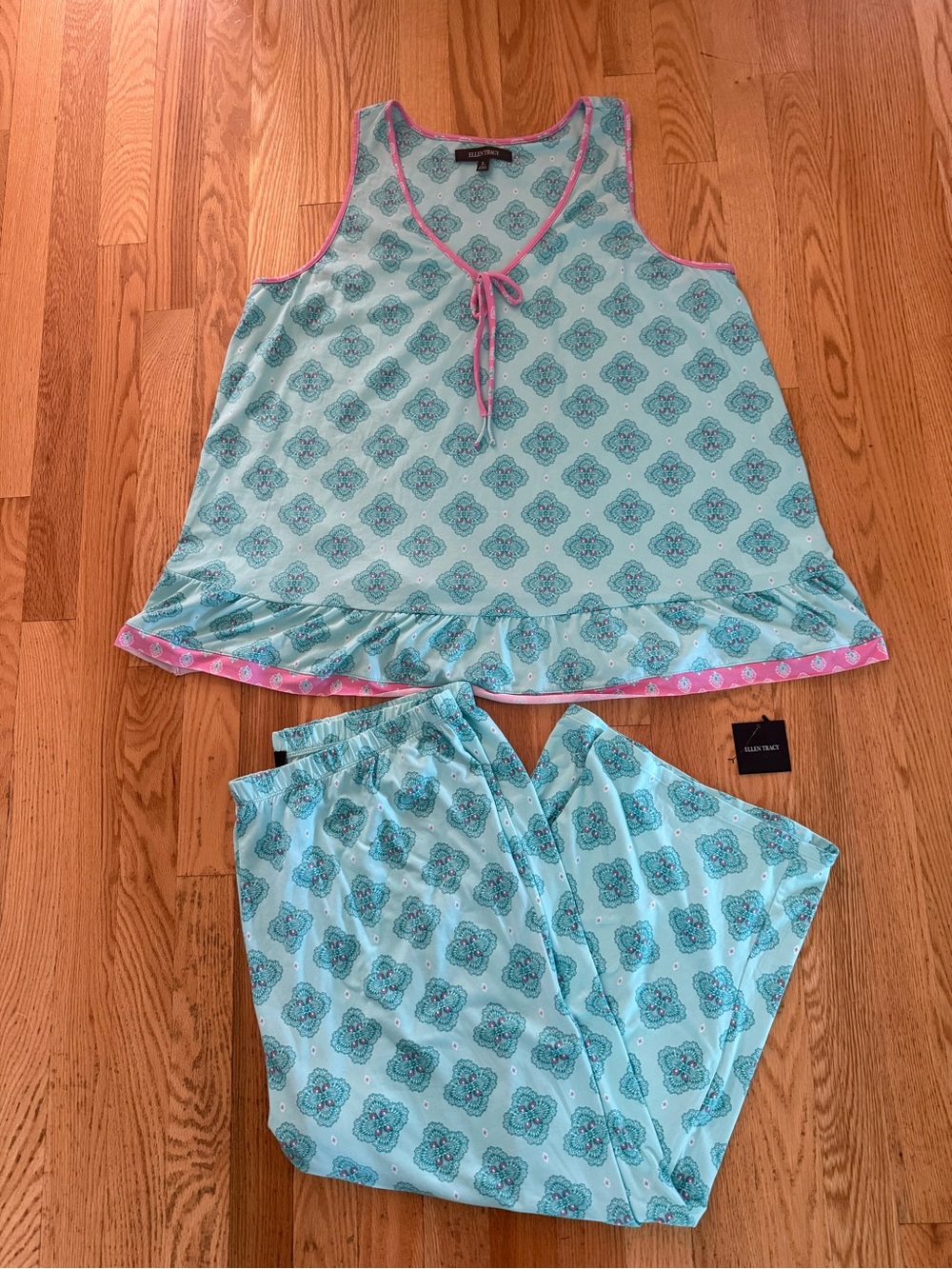 NWT Ellen Tracy Summer Pajama Set Size Large
